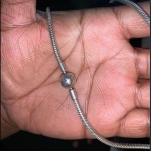 Pandora clasp necklace (no charms)